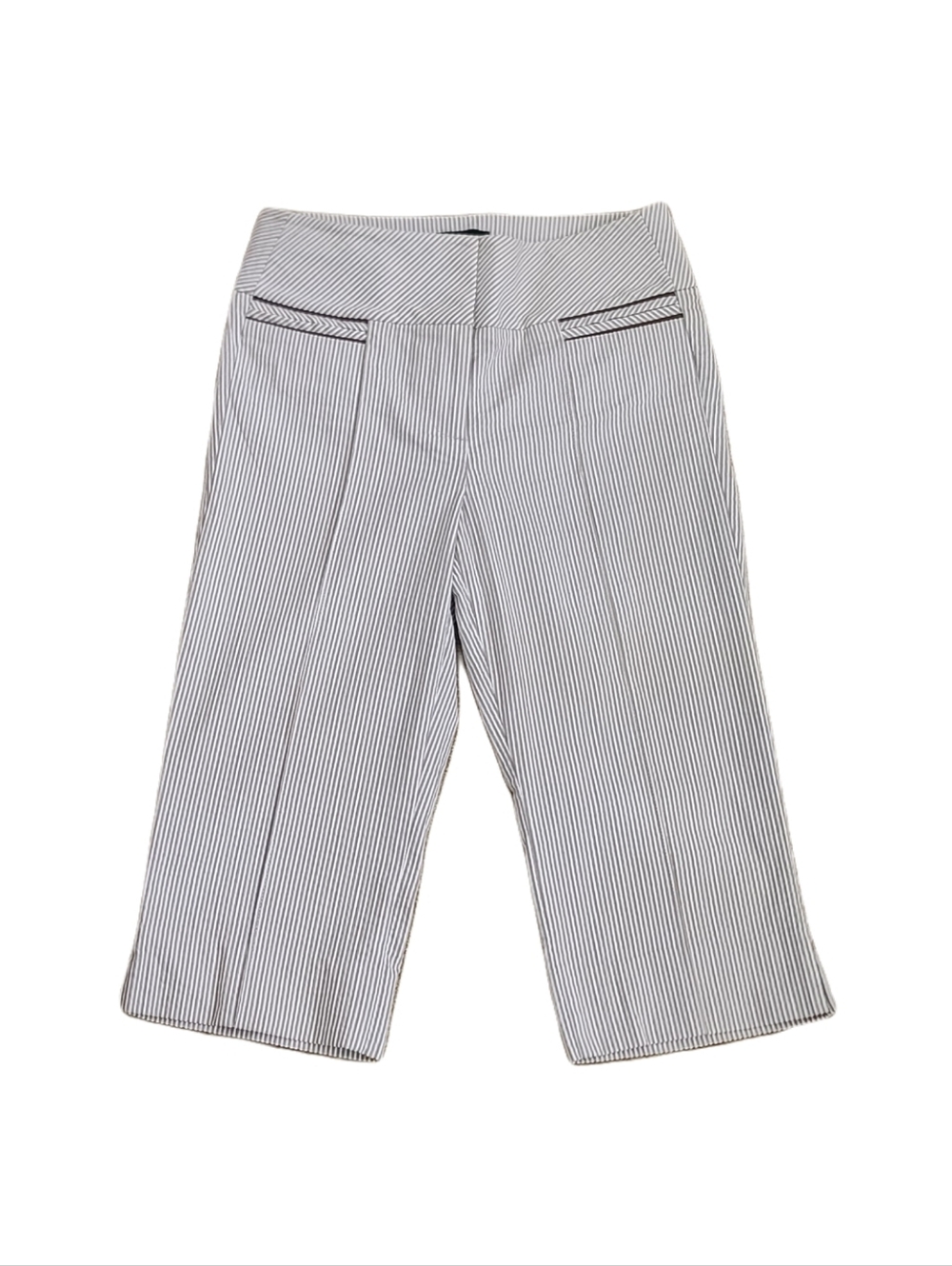 Bebe Italian Seersucker Capri Pants